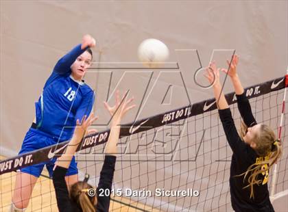 Thumbnail 3 in Gilbert vs Xavier (NIKE Tournament of Champions) photogallery.