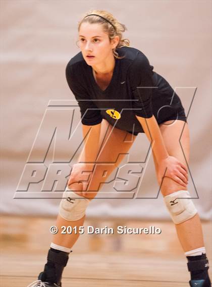 Thumbnail 3 in Gilbert vs Xavier (NIKE Tournament of Champions) photogallery.
