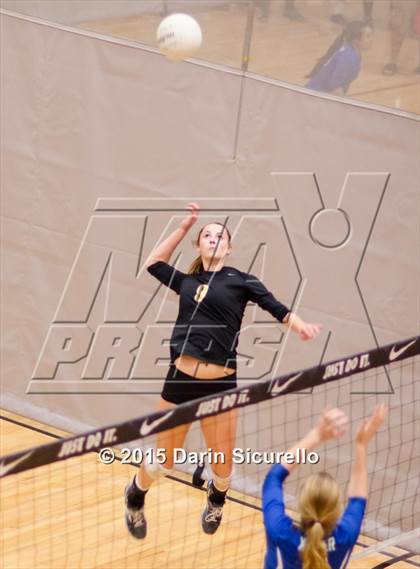 Thumbnail 1 in Gilbert vs Xavier (NIKE Tournament of Champions) photogallery.