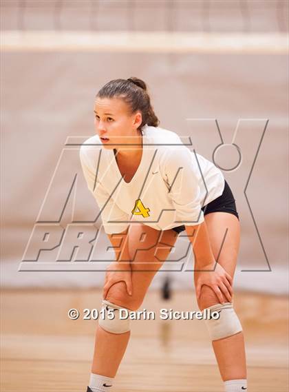 Thumbnail 3 in Gilbert vs Xavier (NIKE Tournament of Champions) photogallery.