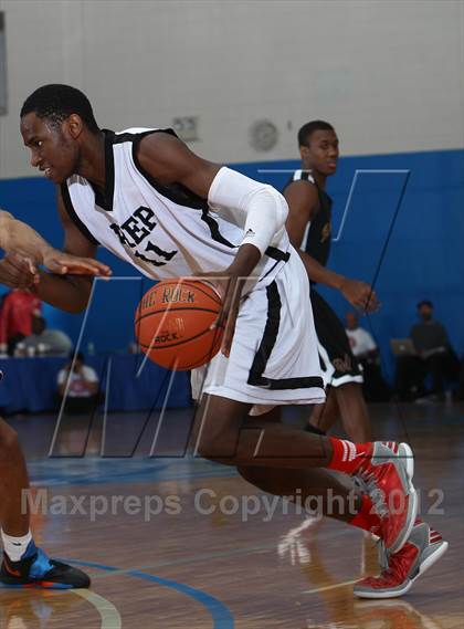 Thumbnail 3 in Notre Dame Prep vs Massanutten Military Academy   photogallery.