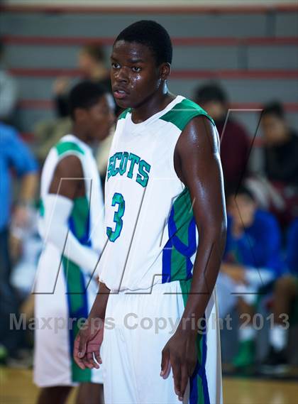 Thumbnail 2 in Highland vs. Bakersfield photogallery.
