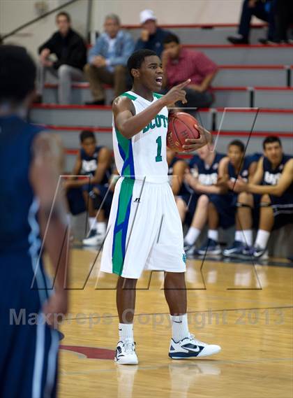 Thumbnail 2 in Highland vs. Bakersfield photogallery.