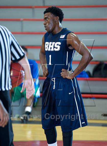Thumbnail 3 in Highland vs. Bakersfield photogallery.