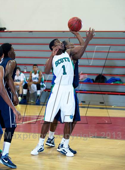 Thumbnail 3 in Highland vs. Bakersfield photogallery.