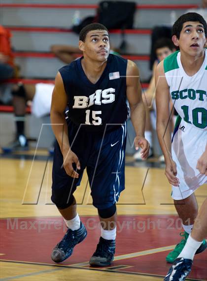 Thumbnail 1 in Highland vs. Bakersfield photogallery.