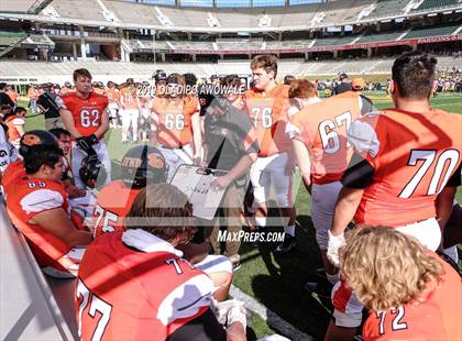 Thumbnail 1 in Rockwall vs. Klein Oak (UIL 6A Regional Semifinal) photogallery.