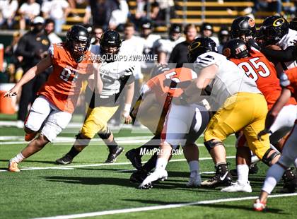 Thumbnail 2 in Rockwall vs. Klein Oak (UIL 6A Regional Semifinal) photogallery.
