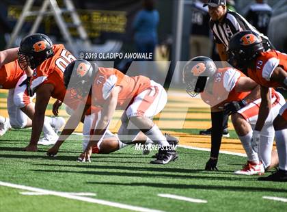 Thumbnail 1 in Rockwall vs. Klein Oak (UIL 6A Regional Semifinal) photogallery.