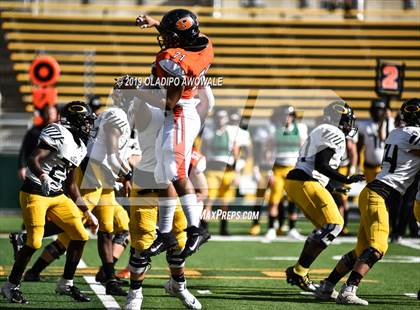 Thumbnail 1 in Rockwall vs. Klein Oak (UIL 6A Regional Semifinal) photogallery.