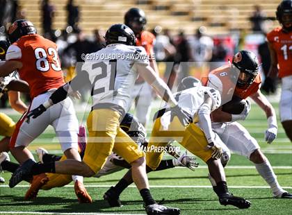 Thumbnail 2 in Rockwall vs. Klein Oak (UIL 6A Regional Semifinal) photogallery.