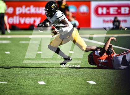 Thumbnail 2 in Rockwall vs. Klein Oak (UIL 6A Regional Semifinal) photogallery.