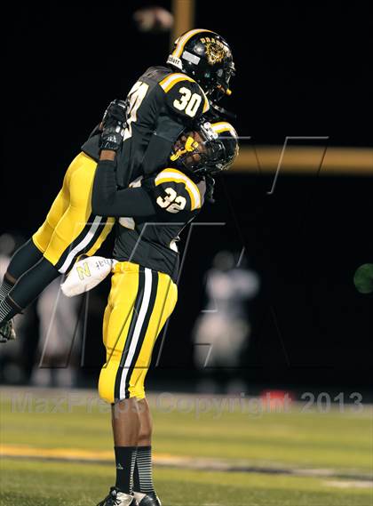 Thumbnail 2 in Mansfield Summit vs. Nacogdoches (UIL 4A Bi-District Playoff) photogallery.
