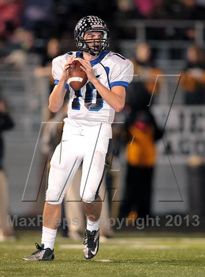 Thumbnail 1 in Mansfield Summit vs. Nacogdoches (UIL 4A Bi-District Playoff) photogallery.