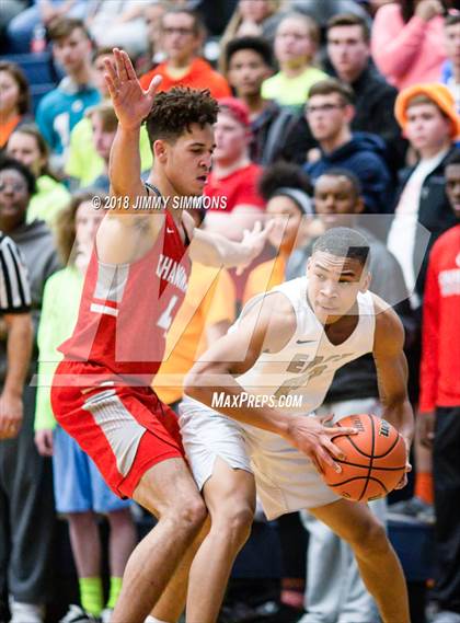 Thumbnail 3 in Belleville East @ Chaminade photogallery.