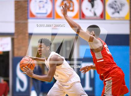 Thumbnail 3 in Belleville East @ Chaminade photogallery.