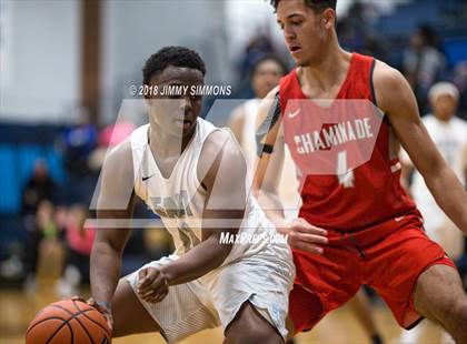 Thumbnail 1 in Belleville East @ Chaminade photogallery.