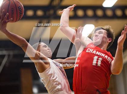 Thumbnail 2 in Belleville East @ Chaminade photogallery.