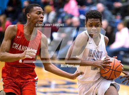 Thumbnail 2 in Belleville East @ Chaminade photogallery.