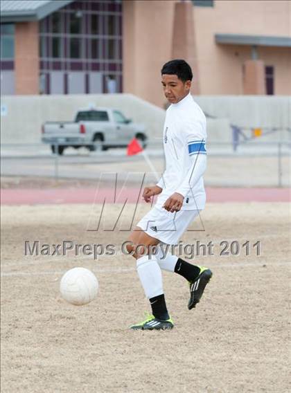 Thumbnail 2 in Nogales vs Palo Verde (Chris Mair Tournament) photogallery.