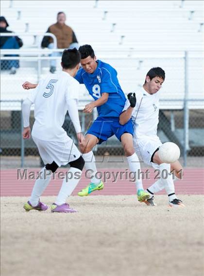 Thumbnail 2 in Nogales vs Palo Verde (Chris Mair Tournament) photogallery.
