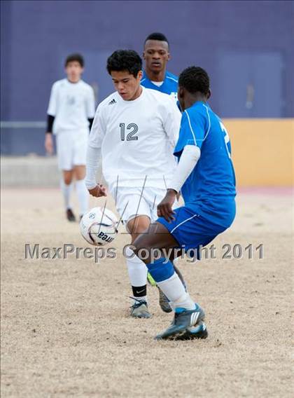 Thumbnail 3 in Nogales vs Palo Verde (Chris Mair Tournament) photogallery.