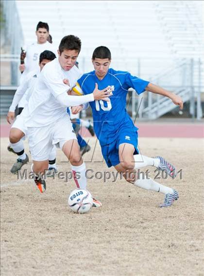 Thumbnail 2 in Nogales vs Palo Verde (Chris Mair Tournament) photogallery.
