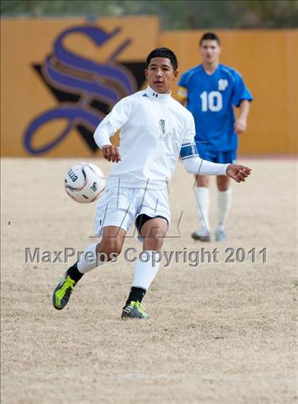 Thumbnail 2 in Nogales vs Palo Verde (Chris Mair Tournament) photogallery.