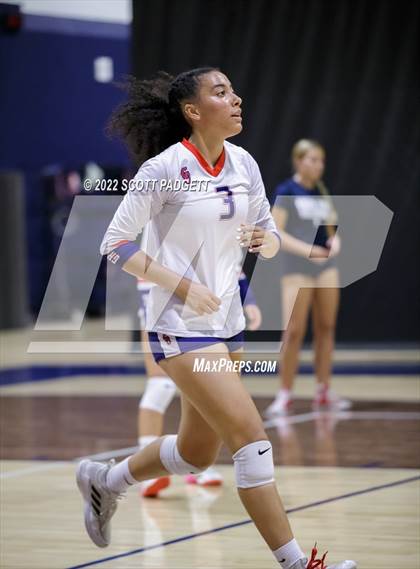 Thumbnail 2 in Santiago @ Great Oak photogallery.
