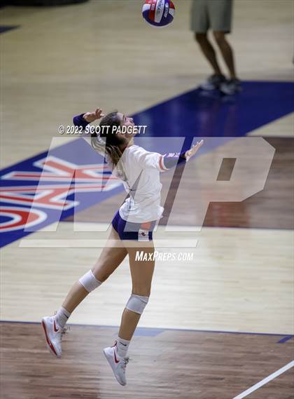 Thumbnail 1 in Santiago @ Great Oak photogallery.