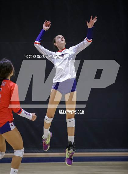 Thumbnail 2 in Santiago @ Great Oak photogallery.