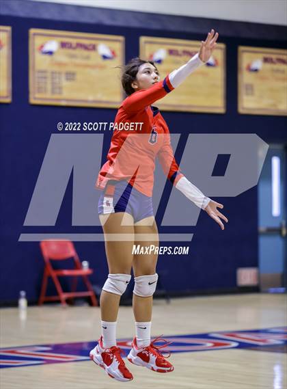 Thumbnail 1 in Santiago @ Great Oak photogallery.