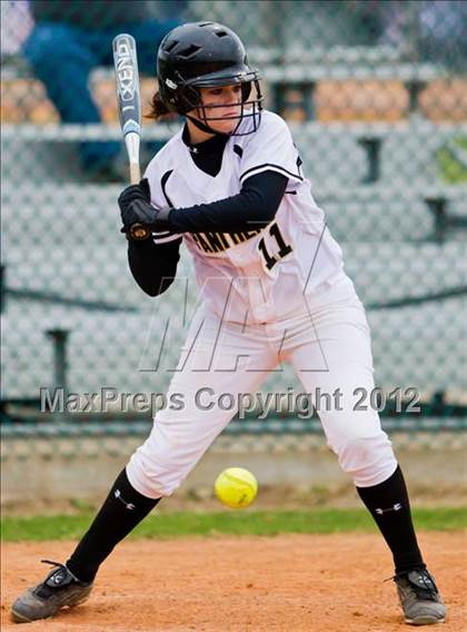 Thumbnail 2 in Alvin vs Danbury (Brazosport Classic) photogallery.