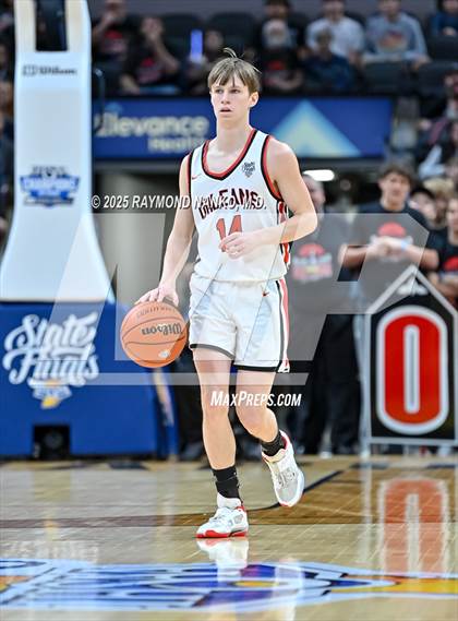 Thumbnail 3 in Clinton Prairie vs. Orleans (IHSAA 1A Final) photogallery.