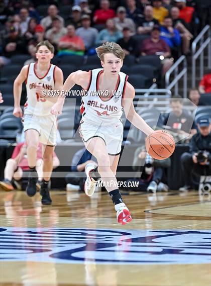 Thumbnail 1 in Clinton Prairie vs. Orleans (IHSAA 1A Final) photogallery.
