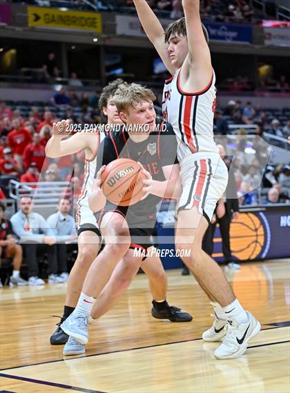 Thumbnail 3 in Clinton Prairie vs. Orleans (IHSAA 1A Final) photogallery.