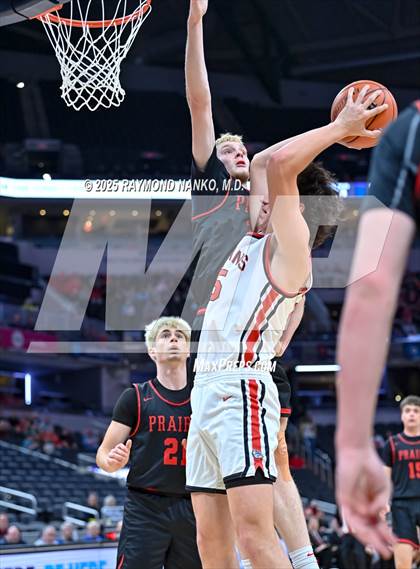 Thumbnail 1 in Clinton Prairie vs. Orleans (IHSAA 1A Final) photogallery.
