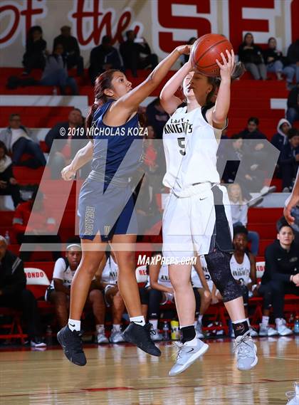 Thumbnail 3 in Warren vs. Bishop Montgomery (Battle at the Beach) photogallery.
