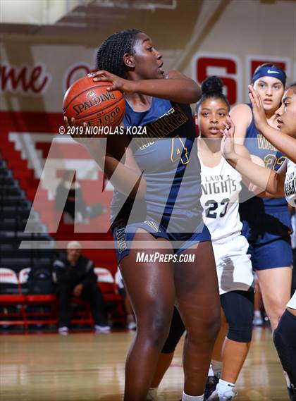 Thumbnail 1 in Warren vs. Bishop Montgomery (Battle at the Beach) photogallery.