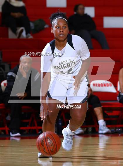 Thumbnail 2 in Warren vs. Bishop Montgomery (Battle at the Beach) photogallery.