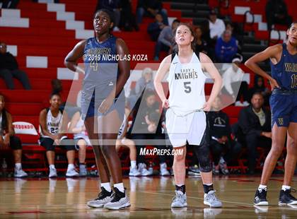 Thumbnail 3 in Warren vs. Bishop Montgomery (Battle at the Beach) photogallery.