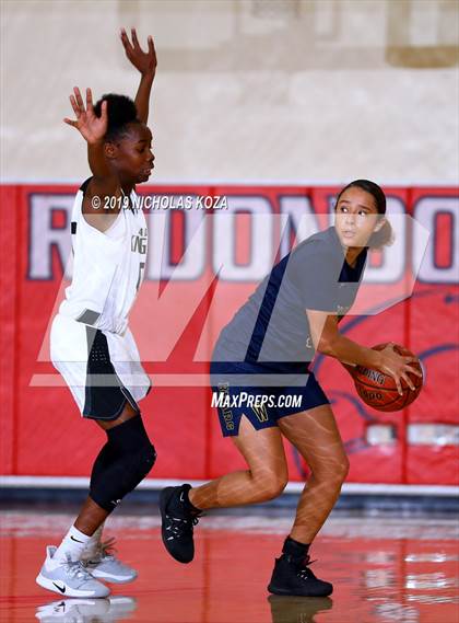 Thumbnail 3 in Warren vs. Bishop Montgomery (Battle at the Beach) photogallery.