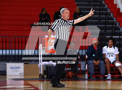 Thumbnail 3 in Warren vs. Bishop Montgomery (Battle at the Beach) photogallery.