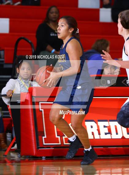Thumbnail 3 in Warren vs. Bishop Montgomery (Battle at the Beach) photogallery.