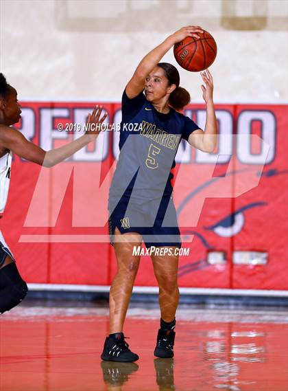 Thumbnail 2 in Warren vs. Bishop Montgomery (Battle at the Beach) photogallery.