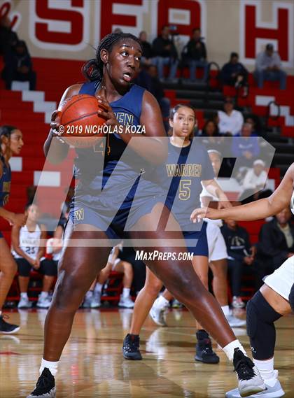 Thumbnail 1 in Warren vs. Bishop Montgomery (Battle at the Beach) photogallery.