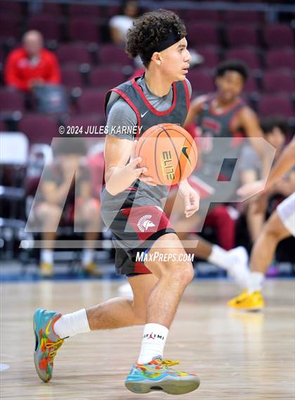 Thumbnail 1 in St. Pius X-St. Matthias Academy vs St Augustine (Tarkanian Classic) photogallery.