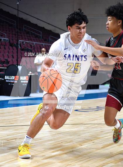 Thumbnail 3 in St. Pius X-St. Matthias Academy vs St Augustine (Tarkanian Classic) photogallery.