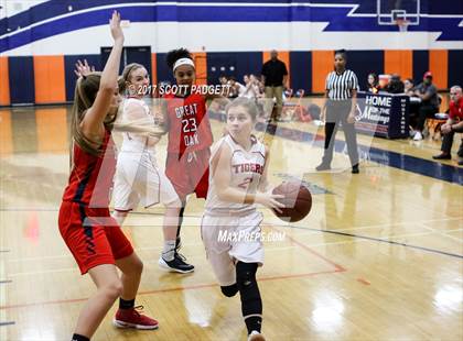 Thumbnail 3 in Elsinore vs. Great Oak photogallery.