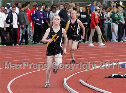 Thumbnail 2 in 2011 Santa Barbara Easter Relays photogallery.
